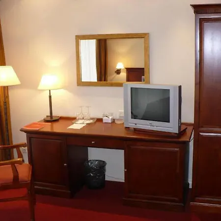 Hotel Daugirdas Old Kaunas